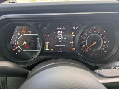 2026 Jeep Wrangler - Photo 24