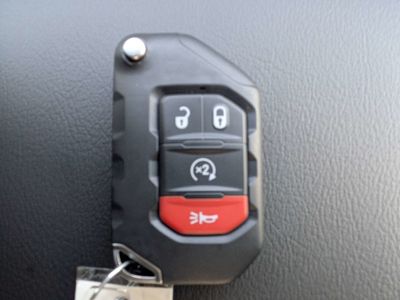 2026 Jeep Gladiator - Photo 30