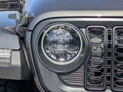 2026 Jeep Gladiator - Photo 9