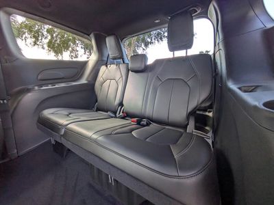 2026 Chrysler Voyager - Photo 15