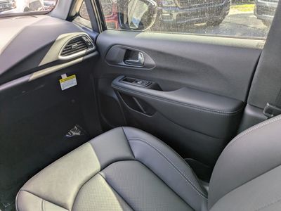 2026 Chrysler Voyager - Photo 19