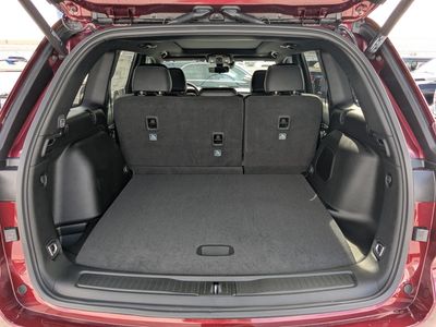 2026 Jeep Grand Cherokee - Photo 12