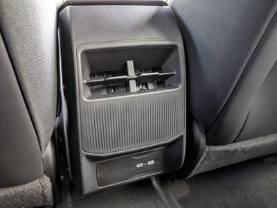 2026 Jeep Cherokee - Photo 15