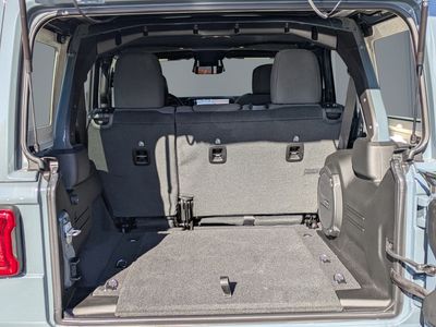 2026 Jeep Wrangler - Photo 11
