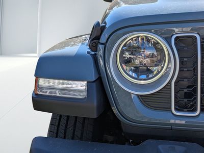 2026 Jeep Wrangler - Photo 8