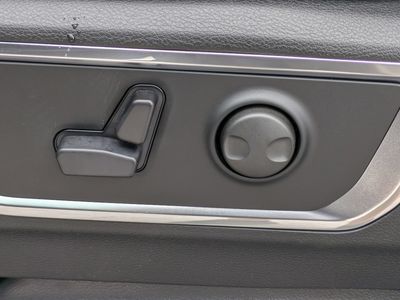 2026 Ram 1500 — photo 16 view
