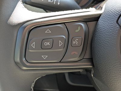 2026 Jeep Wrangler - Photo 25