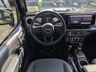 2026 Jeep Wrangler - Photo 16