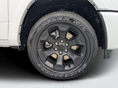 2026 Ram 1500 — photo 10 view