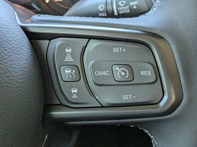 2026 Jeep Gladiator - Photo 25