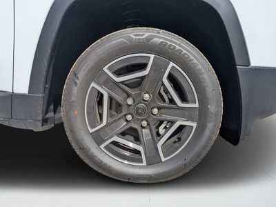 2026 Jeep Cherokee - Photo 11