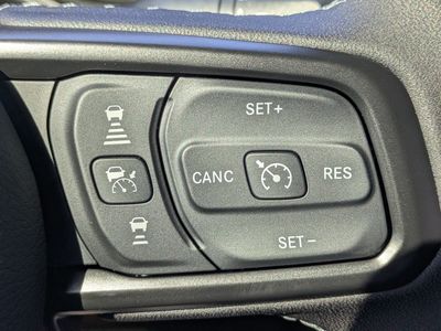 2026 Jeep Wrangler - Photo 18