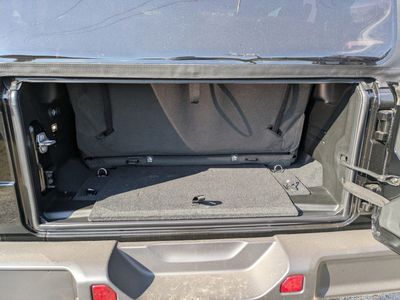 2026 Jeep Wrangler - Photo 15