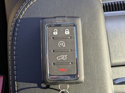 2026 Jeep Grand Wagoneer - Photo 30