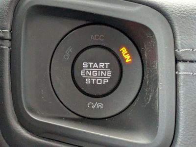 2026 Jeep Gladiator - Photo 27