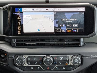 2026 Jeep Gladiator - Photo 17