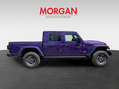 2026 Jeep Gladiator - Photo 2