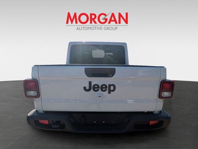 2026 Jeep Gladiator - Photo 3