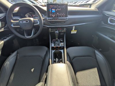 2026 Jeep Compass - Photo 13