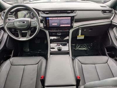 2026 Jeep Grand Cherokee - Photo 16