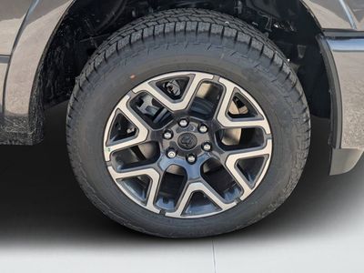 2026 Ram 1500 — photo 9 view