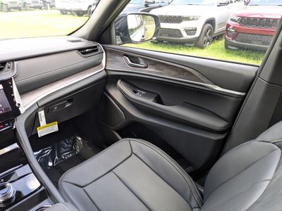 2026 Jeep Grand Cherokee - Photo 18