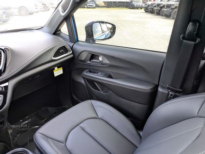 2026 Chrysler Pacifica - Photo 19