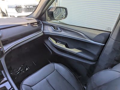 2026 Jeep Grand Cherokee — photo 16 view