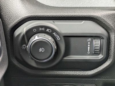 2026 Jeep Wrangler — photo 25 view