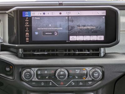 2026 Jeep Wrangler — photo 18 view