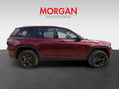 2025 Jeep Grand Cherokee - Photo 2