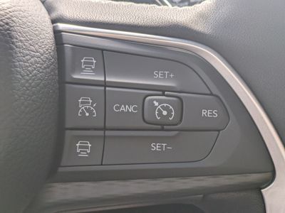 2025 Jeep Grand Cherokee - Photo 23