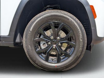 2026 Jeep Grand Cherokee - Photo 10