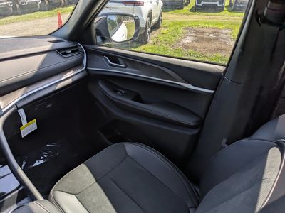 2026 Jeep Grand Cherokee - Photo 18