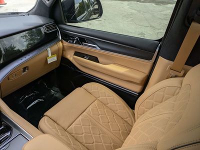 2026 Jeep Grand Wagoneer - Photo 19