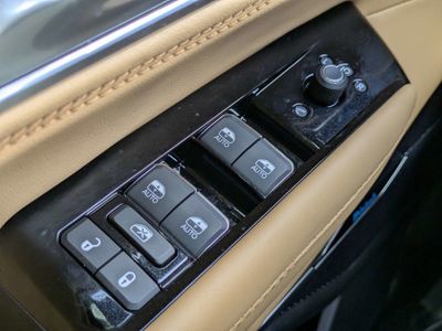 2026 Jeep Grand Wagoneer - Photo 26