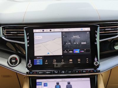 2026 Jeep Grand Wagoneer - Photo 20