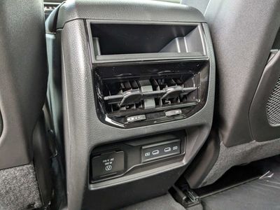 2026 Jeep Grand Cherokee - Photo 15