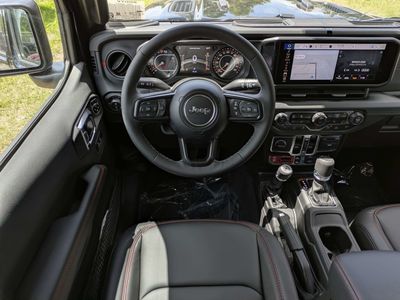 2026 Jeep Gladiator - Photo 16