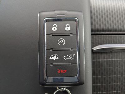 2026 Jeep Grand Wagoneer - Photo 33