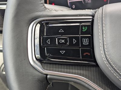 2026 Jeep Grand Wagoneer - Photo 28