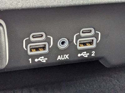 2026 Jeep Grand Wagoneer - Photo 26