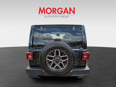 2026 Jeep Wrangler - Photo 4