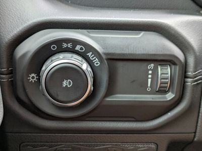 2026 Jeep Wrangler - Photo 25