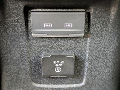 2026 Jeep Wrangler - Photo 14