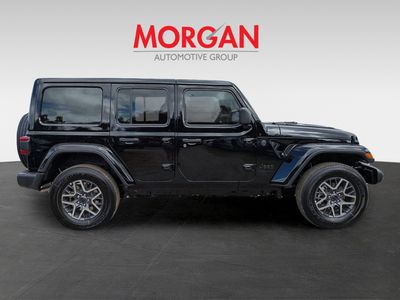 2026 Jeep Wrangler - Photo 2