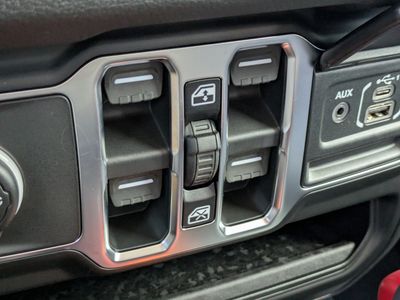 2026 Jeep Wrangler — photo 20 view