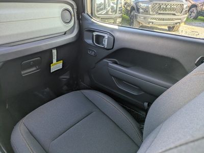 2026 Jeep Wrangler — photo 15 view