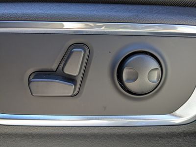 2026 Ram 1500 — photo 18 view