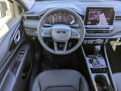 2026 Jeep Compass - Photo 14